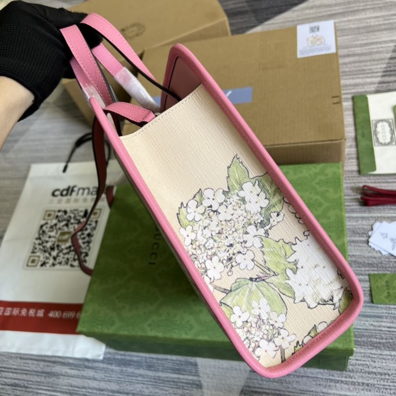 Gucci Shopping Bags